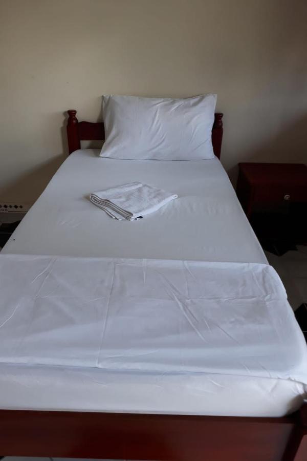 Wikungo Hotel Puerto Narino Bagian luar foto